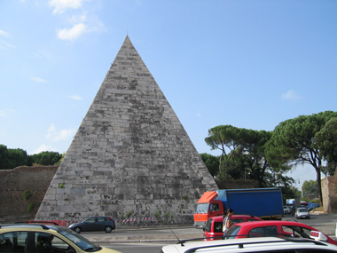 Pyramide-104_0407.jpg