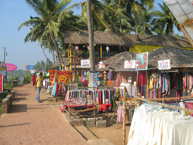 Varkala-Kleider-0486-Dez.06.jpg